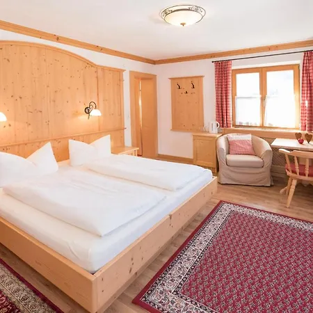 Kleine, Feine Sonnwend 게스트하우스 알프바취